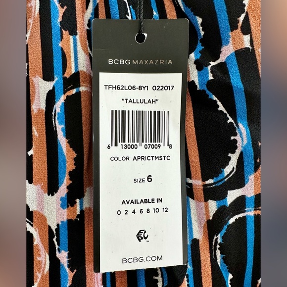 BCBGMaxAzria Multicolor Dress - Picture 6 of 7